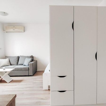 Studio Apartment Sanya 류블랴나 외부 사진