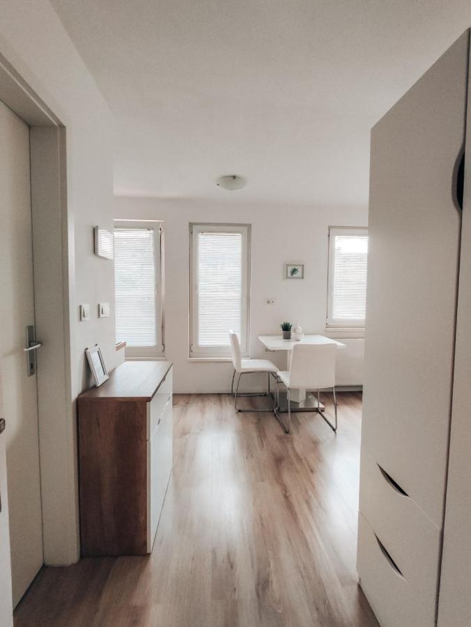 Studio Apartment Sanya 류블랴나 외부 사진