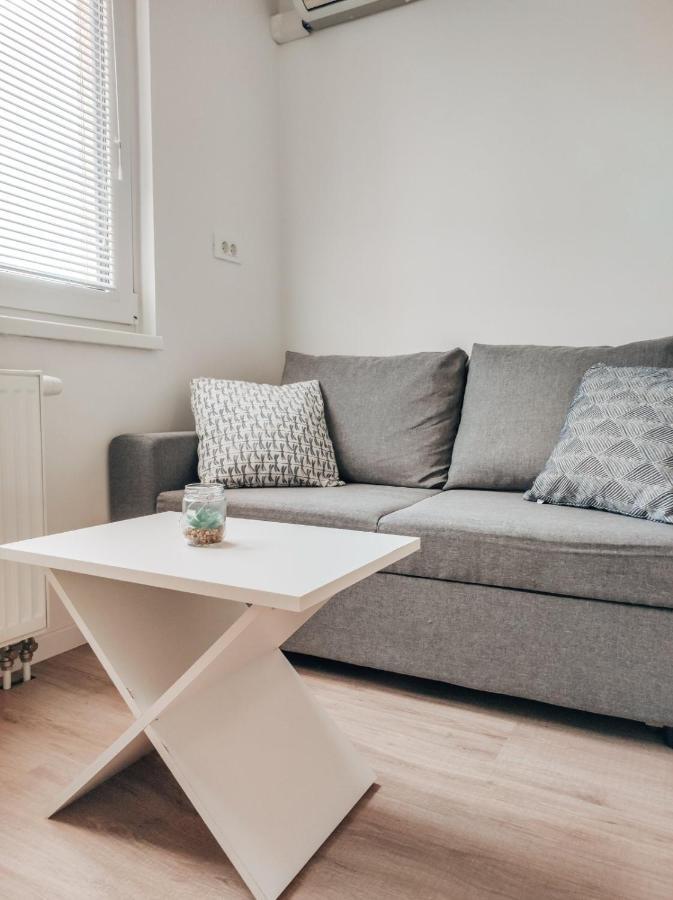 Studio Apartment Sanya 류블랴나 외부 사진